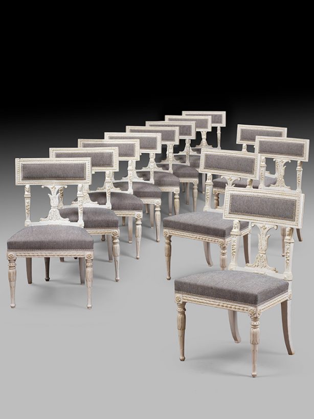 chaises suedoises